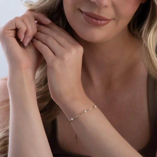 Beaverbrooks 9ct Yellow Gold Freshwater Cultured Pearl Bracelet