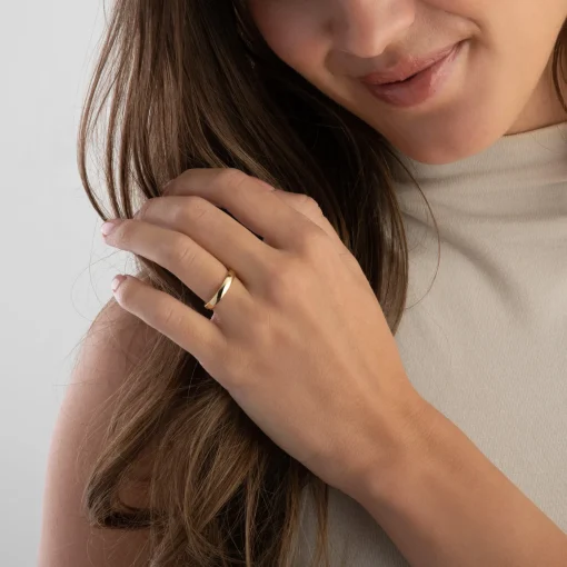 Beaverbrooks 18ct Yellow Gold Court Wedding Ring