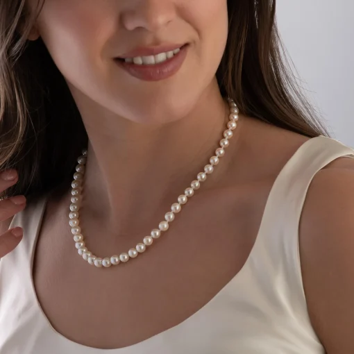 Beaverbrooks 18ct Yellow Gold Akoya Pearl Necklace
