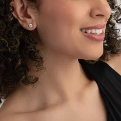 Hearts On Fire 18ct White Gold Diamond Earrings