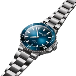 Oris Aquis Date Calibre 400 43.5mm Automatic Watch