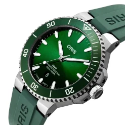 Oris Aquis Date 43.5mm Automatic Watch