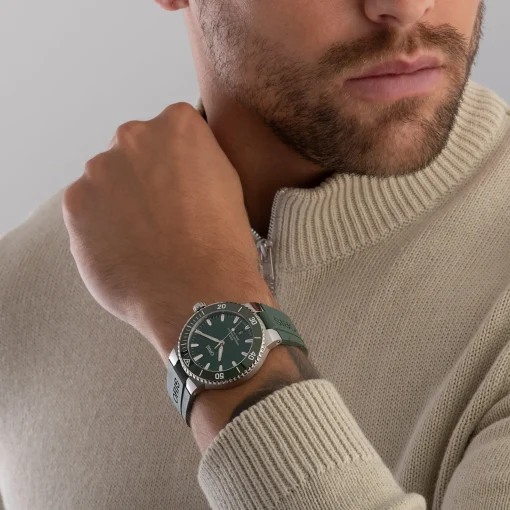 Oris Aquis Date 43.5mm Automatic Watch