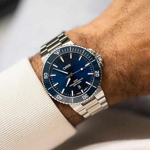 Oris Aquis Date 43.5mm Automatic Watch