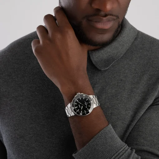 Oris Aquis Date 43.5mm Automatic Watch