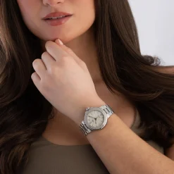 Oris Aquis Date 36.5mm Automatic Watch